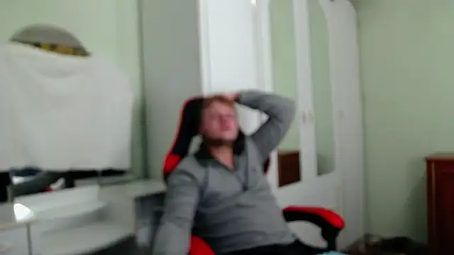 Snapshot of Zoro1999 chatting on 3, 10, 2025 Zoro1999 online show from 3, 10, 2025