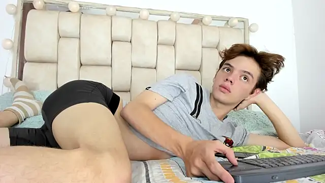 daniel hot03 online show from 10, 11, 2025