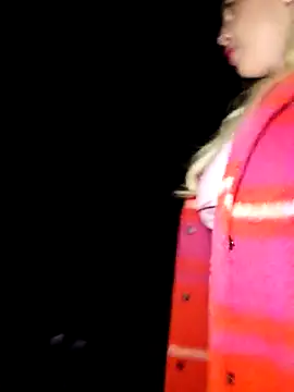 Snapshot of Kate-monroe chatting on 12, 3, 2025 Kate-monroe online show from 12, 3, 2025