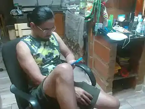 Dr Pocholate84 online show from 8, 1, 2025