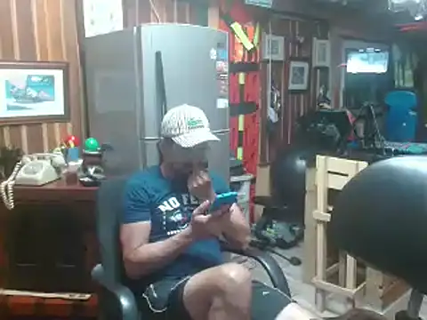 Dr Pocholate84 online show from 17, 1, 2025