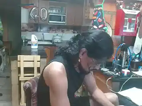 Dr Pocholate84 online show from 3, 3, 2025