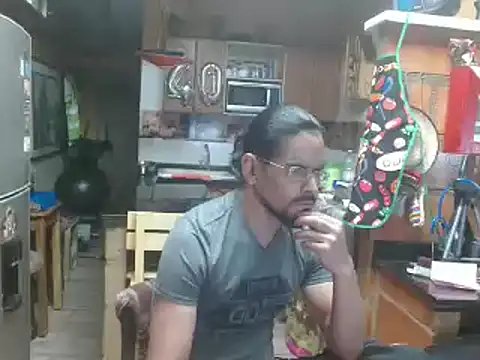 Dr Pocholate84 online show from 8, 3, 2025