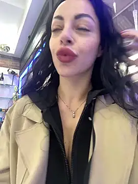 Snapshot of Chloe_Ricci chatting on 31, 3, 2026 Chloe Ricci online show from 31, 3, 2026