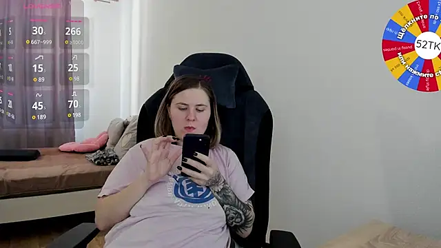 Snapshot of Olivia_Munk chatting on 20, 2, 2025 Olivia Munk online show from 20, 2, 2025