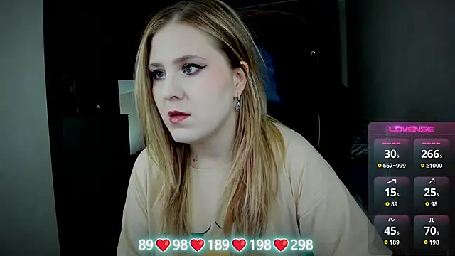 Snapshot of Olivia_Munk chatting on 26, 9, 2025 Olivia Munk online show from 26, 9, 2025