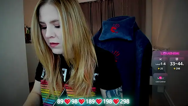 Olivia Munk online show from 22, 10, 2025