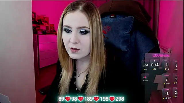 Olivia Munk online show from 2, 12, 2025