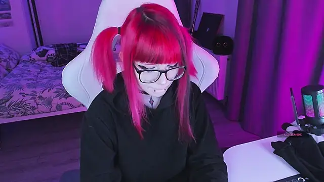 Snapshot of Yumi_Youkai chatting on 16, 10, 2025 Yumi Youkai online show from 16, 10, 2025