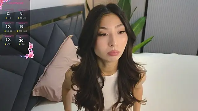 Snapshot of TrishaRey chatting on 24, 10, 2025 TrishaRey online show from 24, 10, 2025