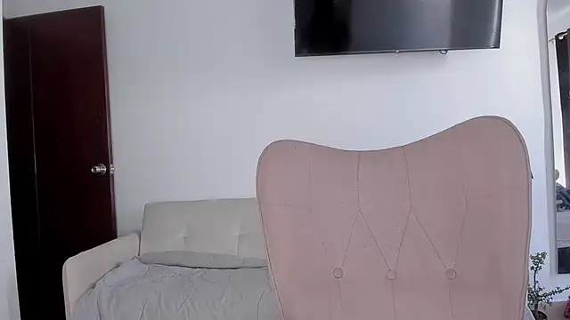 selene king2 online show from 14, 4, 2026