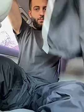 ElChapoGuzman95 online show from 2, 3, 2025