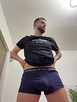 ElChapoGuzman95 online show from 14, 1, 2026