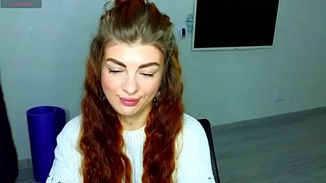  comefeelme  online show from 23, 2, 2025