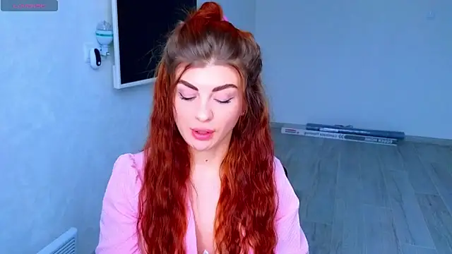  comefeelme  online show from 23, 2, 2025