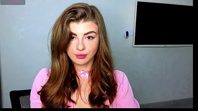  comefeelme  online show from 8, 3, 2025