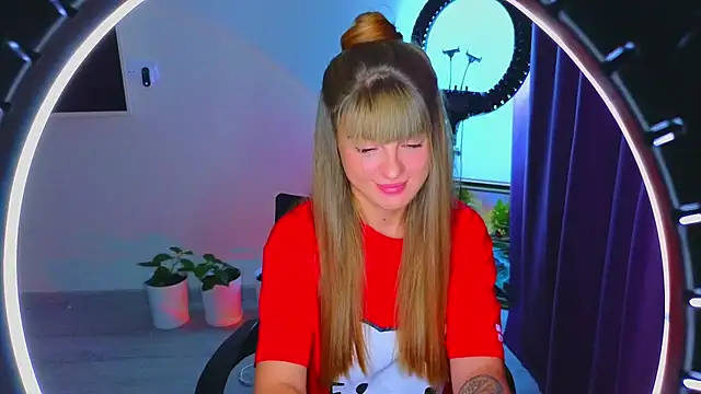  comefeelme  online show from 25, 11, 2025