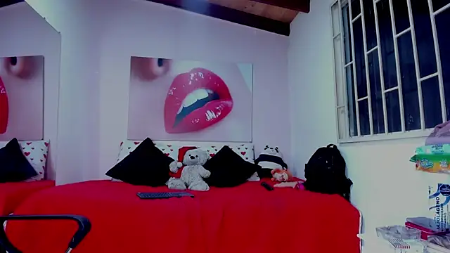 Snapshot of Cheryl_JONES chatting on 4, 2, 2025 Cheryl JONES online show from 4, 2, 2025