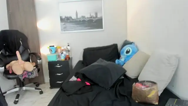 Snapshot of Cheryl_JONES chatting on 1, 2, 2026 Cheryl JONES online show from 1, 2, 2026