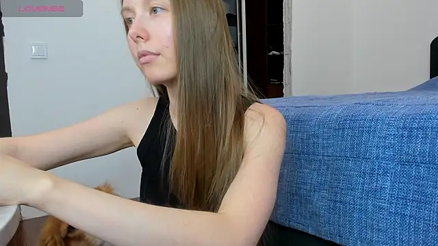 Snapshot of Peggy_Beauty chatting on 4, 6, 2026 Peggy Beauty online show from 4, 6, 2026