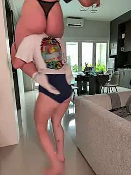 Nura n Sarah online show from 21, 3, 2025