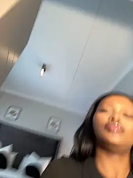 Neelo-Smith online show from 7, 12, 2024