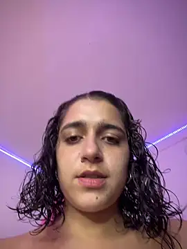 Snapshot of Alicia_Ruiz chatting on 1, 5, 2026 Alicia Ruiz online show from 1, 5, 2026