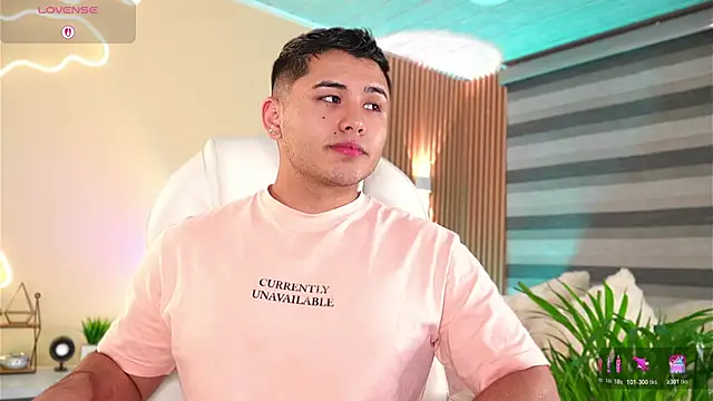 Snapshot of MatiasKorn chatting on 11, 11, 2025 MatiasKorn online show from 11, 11, 2025