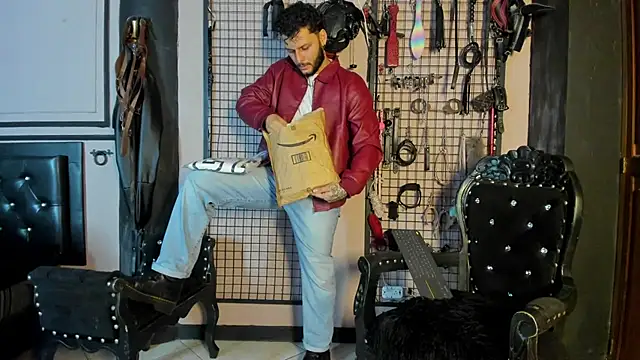 Twisted Fantasy online show from 17, 3, 2026