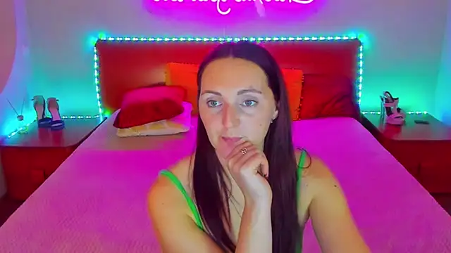 Snapshot of MagicEyess chatting on 13, 12, 2024 MagicEyess online show from 13, 12, 2024