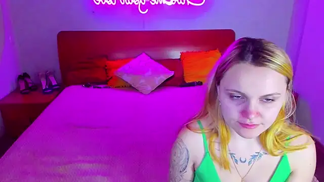 Snapshot of MagicEyess chatting on 17, 1, 2025 MagicEyess online show from 17, 1, 2025