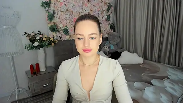 MiracleCurly online show from 16, 10, 2025