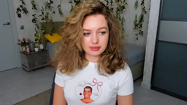 MiracleCurly online show from 24, 10, 2025