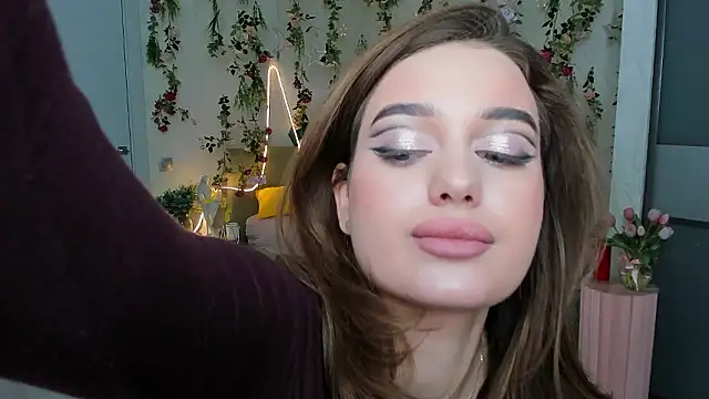 MiracleCurly online show from 3, 2, 2026