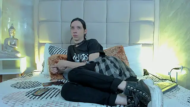 Snapshot of Hecatee_77 chatting on 9, 2, 2026 Hecatee 77 online show from 9, 2, 2026