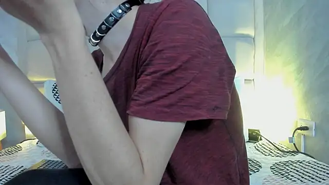 Snapshot of Hecatee_77 chatting on 12, 2, 2026 Hecatee 77 online show from 12, 2, 2026