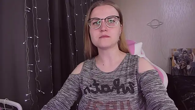 MissBrightShine online show from 16, 9, 2025