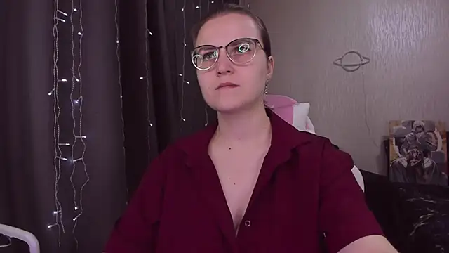 MissBrightShine online show from 12, 10, 2025