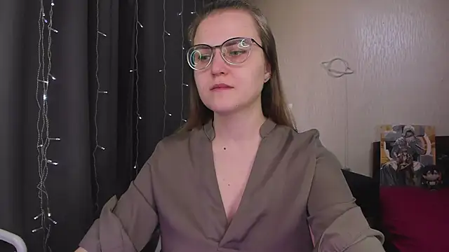 MissBrightShine online show from 12, 2, 2026