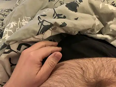 Benni81nrw online show from 5, 2, 2026