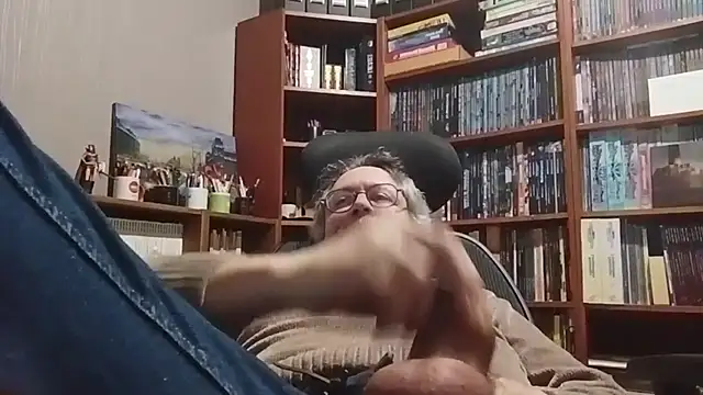 Mandra is a whore online show from 31, 10, 2025