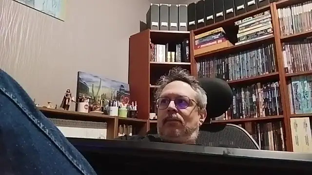 Mandra is a whore online show from 5, 1, 2026