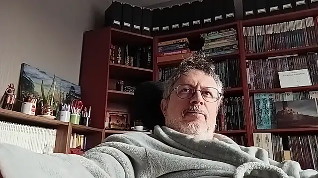 Mandra is a whore online show from 11, 1, 2026