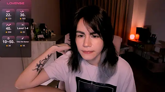 Snapshot of _selectrra chatting on 18, 2, 2025  selectrra online show from 18, 2, 2025