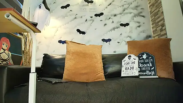 Sophie LittleS online show from 23, 10, 2025