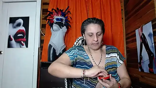 merlyna goldens online show from 28, 1, 2025