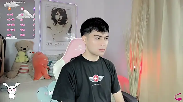 Snapshot of lucas_cute chatting on 10, 3, 2025 lucas cute online show from 10, 3, 2025