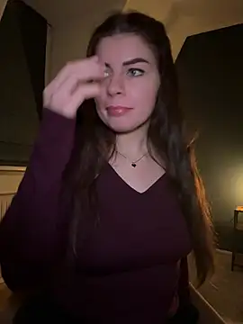 Snapshot of EllyNora chatting on 18, 1, 2025 EllyNora online show from 18, 1, 2025