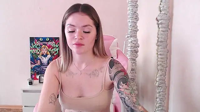 miaacatt online show from 27, 9, 2025