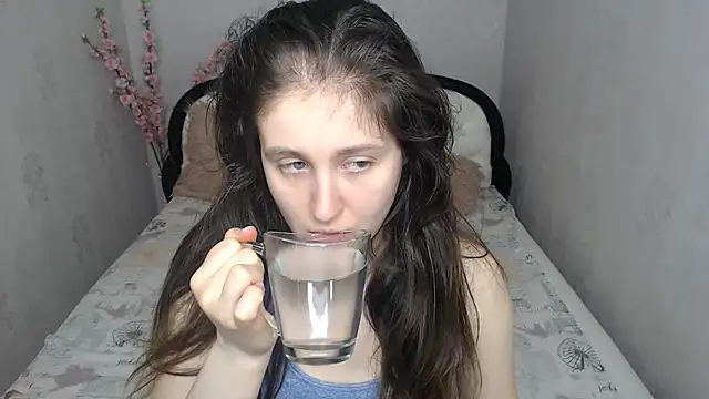Snapshot of Holliy_Cooper chatting on 21, 5, 2026 Holliy Cooper online show from 21, 5, 2026